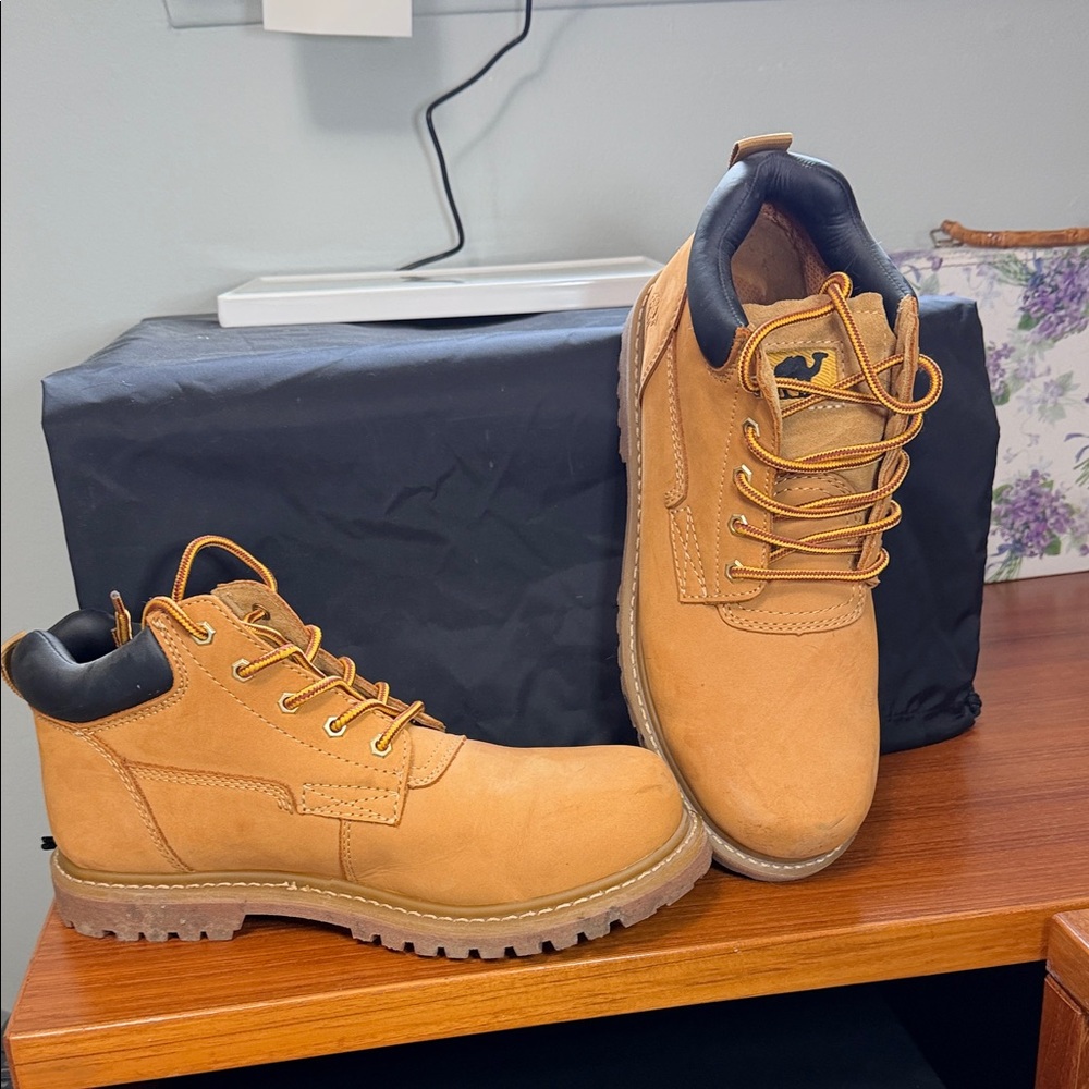 Men's Tan Work Boots with Black Padded Collar - Classic Lace-Up